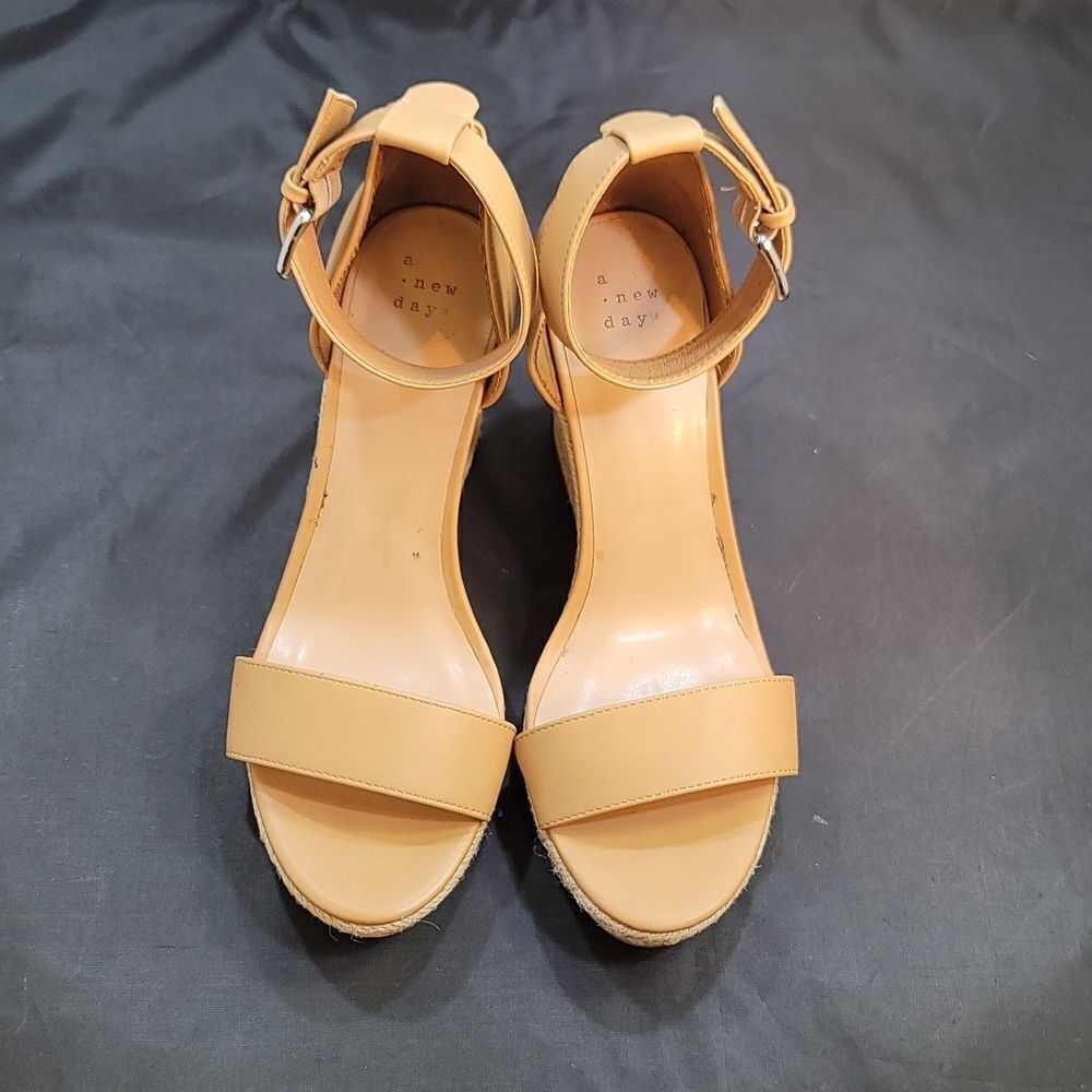 A.NEW DAY WEDGE ESPADRILLE OPEN TOE SANDAL